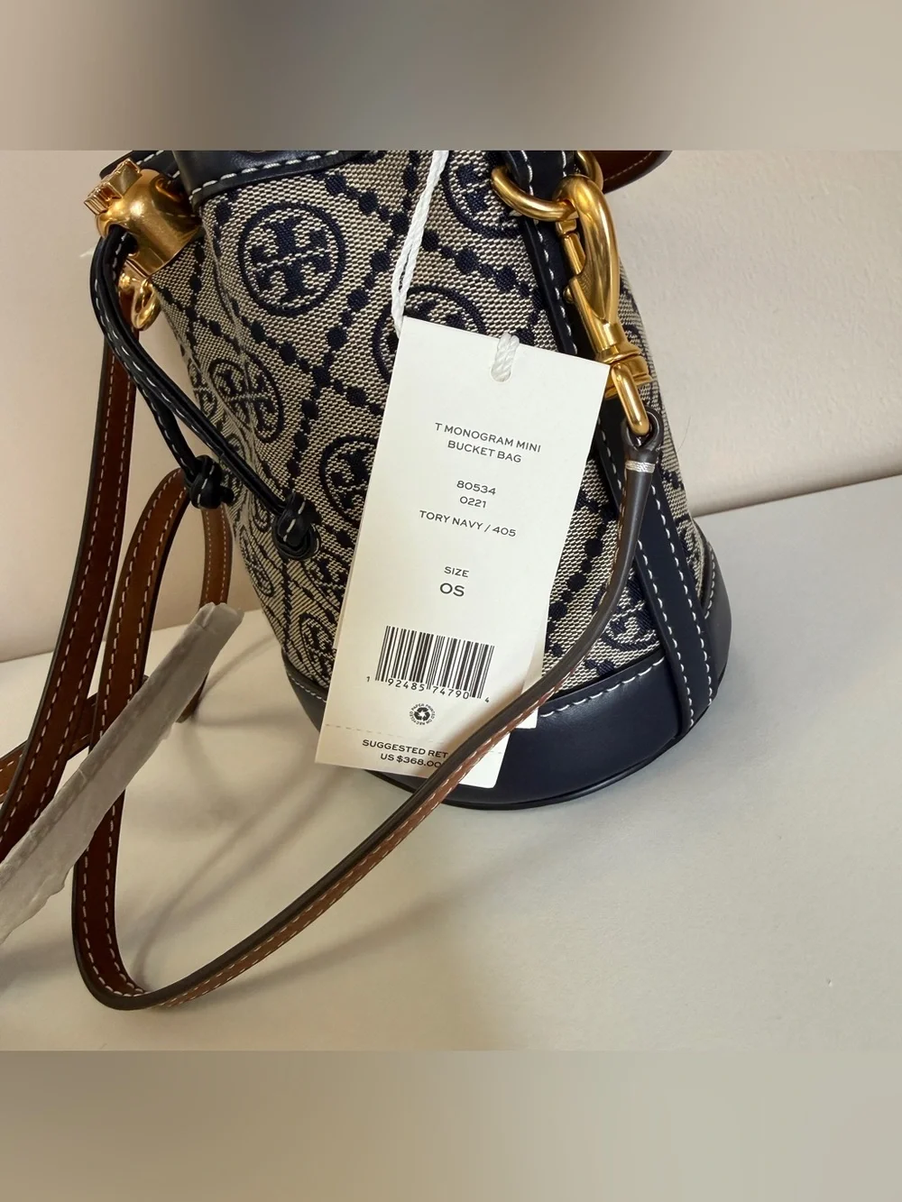 Tory Burch T MONOGRAM MINI BUCKET BAG
